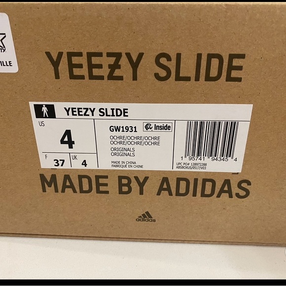 Adidas Yeezy slides size 4 ochre colorway - Picture 7 of 10